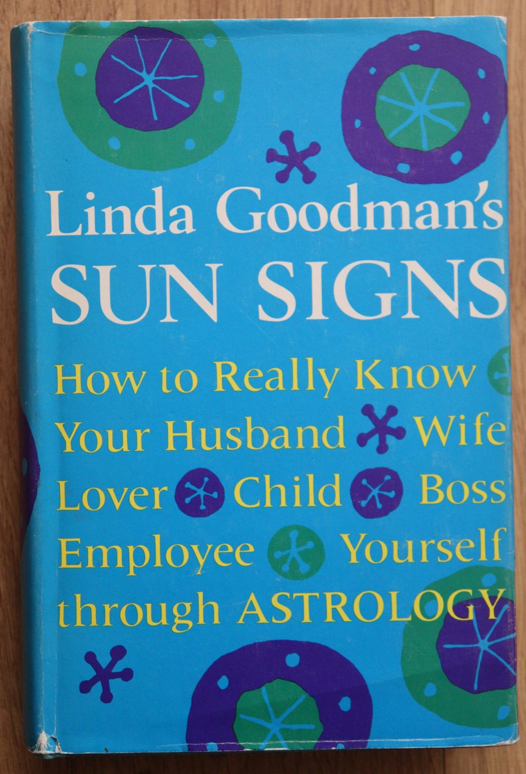 Linda Goodman - Sun Signs 1976 - Astrolearn